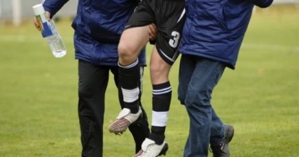 PRIMA AMICHEVOLE:Santorelli CRACK!